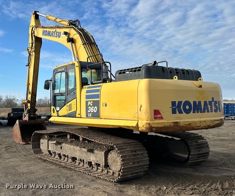 image for item DQ6428 2013 Komatsu PC360LC-10 excavator
