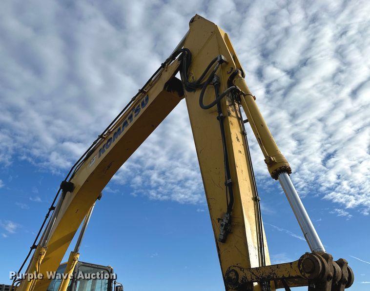 image for item DQ6428 2013 Komatsu PC360LC-10 excavator