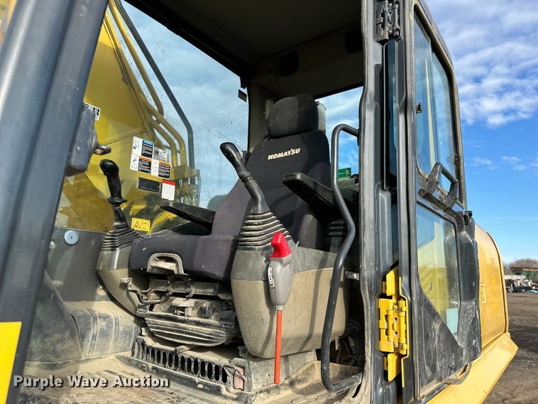 image for item DQ6428 2013 Komatsu PC360LC-10 excavator