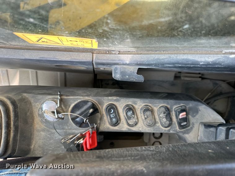 image for item DQ6428 2013 Komatsu PC360LC-10 excavator