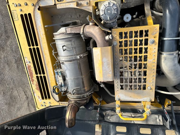 image for item DQ6428 2013 Komatsu PC360LC-10 excavator