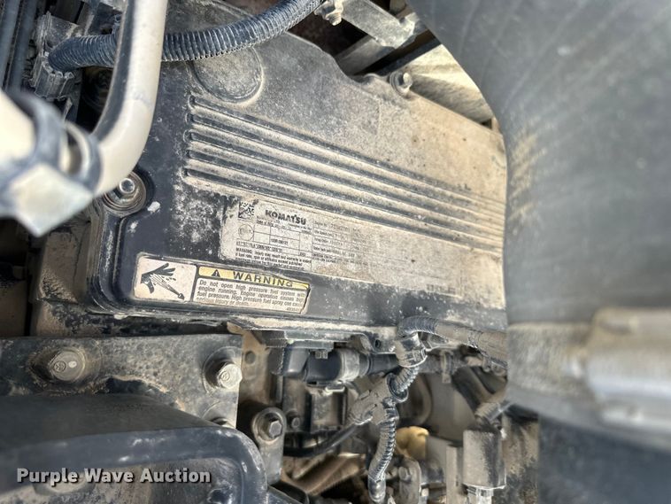 image for item DQ6428 2013 Komatsu PC360LC-10 excavator