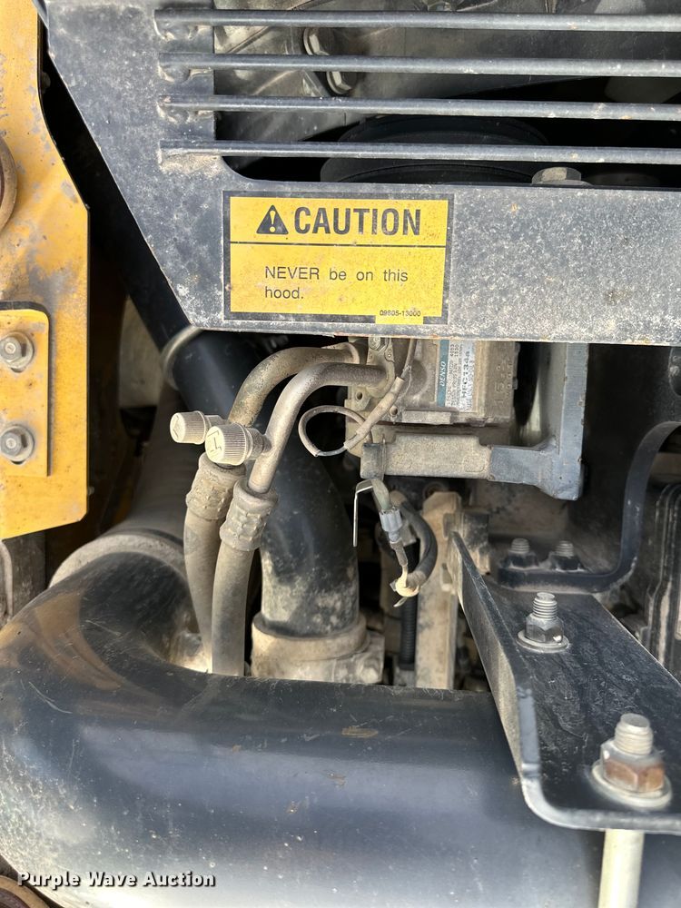 image for item DQ6428 2013 Komatsu PC360LC-10 excavator