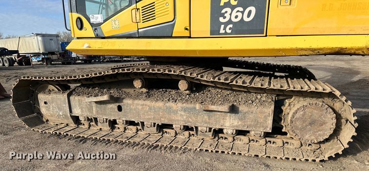 image for item DQ6428 2013 Komatsu PC360LC-10 excavator