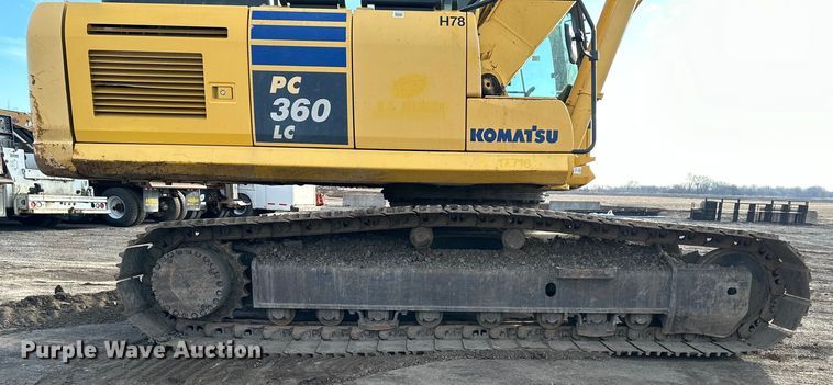 image for item DQ6428 2013 Komatsu PC360LC-10 excavator