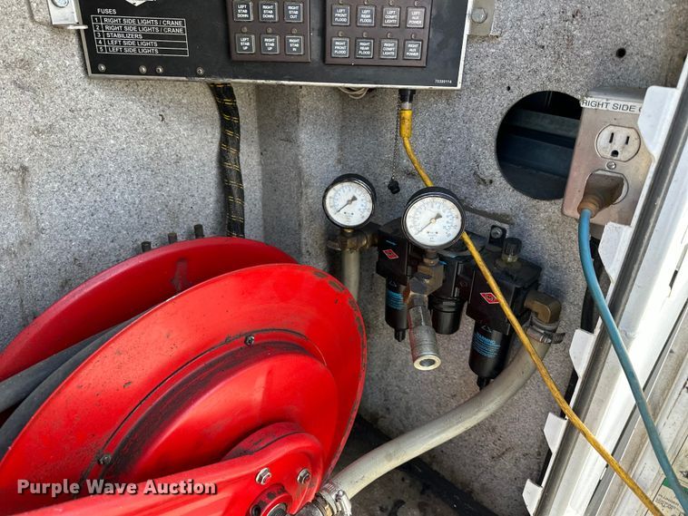 image for item DQ6433 2012 Dodge  Ram 5500 utility / service truck