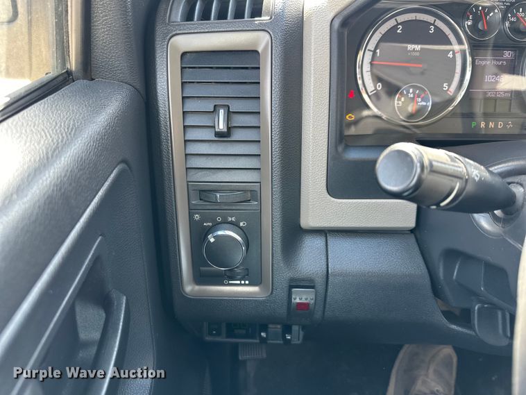 image for item DQ6433 2012 Dodge  Ram 5500 utility / service truck