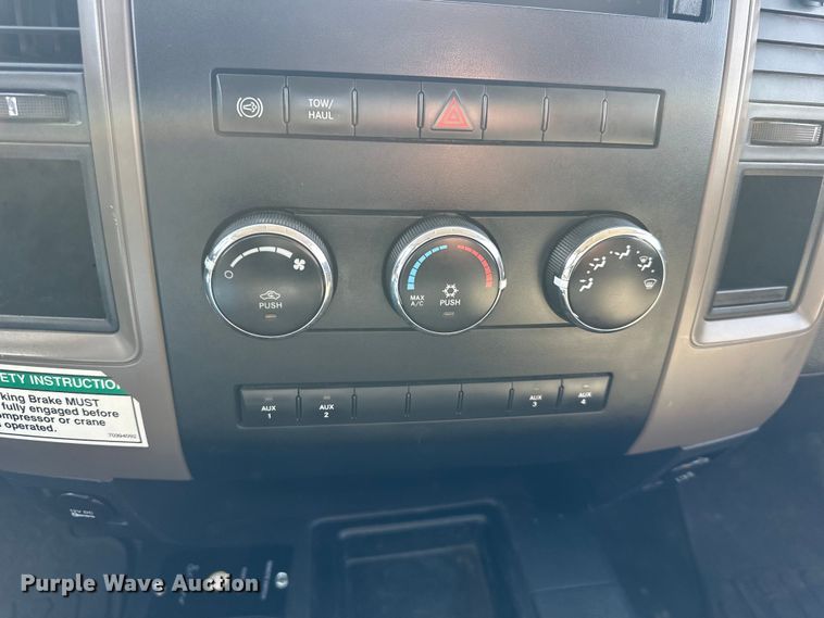 image for item DQ6433 2012 Dodge  Ram 5500 utility / service truck