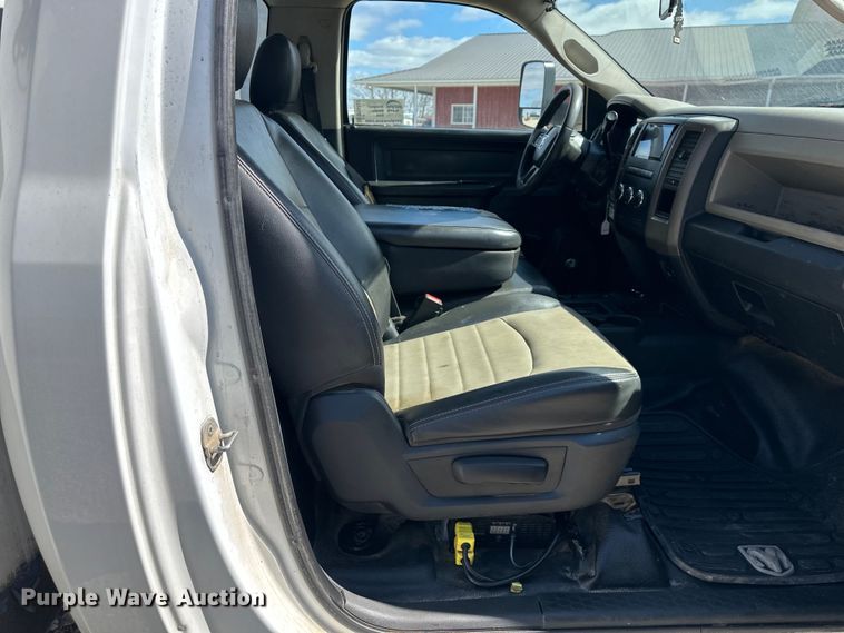 image for item DQ6433 2012 Dodge  Ram 5500 utility / service truck