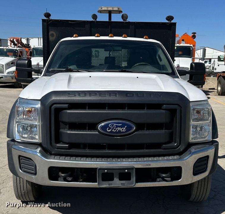 image for item DQ6434 2016 Ford F550 Super Duty XL flatbed truck
