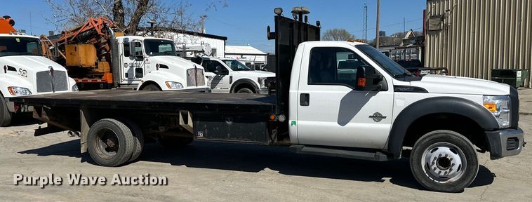 image for item DQ6434 2016 Ford F550 Super Duty XL flatbed truck