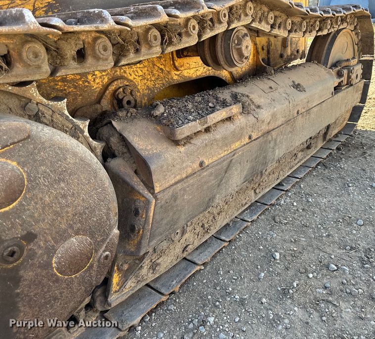 image for item DQ6441 1979 John Deere JD755 track loader