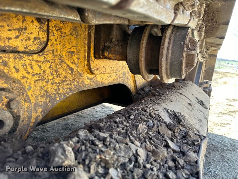 image for item DQ6441 1979 John Deere JD755 track loader