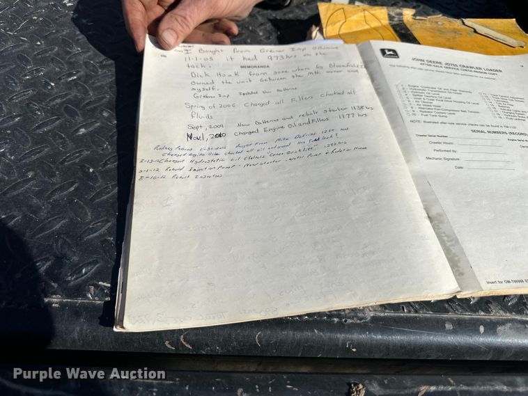 image for item DQ6441 1979 John Deere JD755 track loader