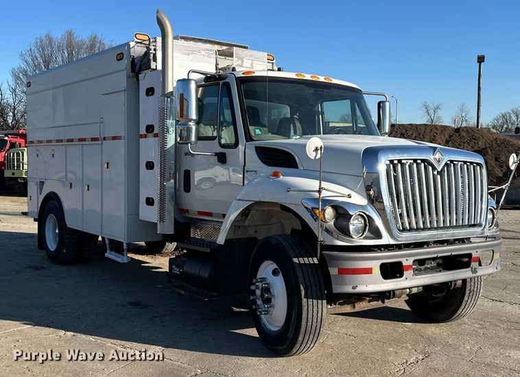 image for item DQ6443 2009 International Workstar 7300 utility / service truck