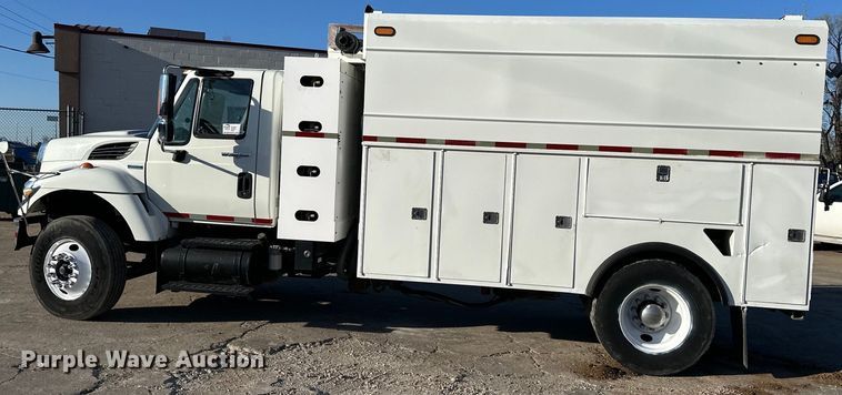 image for item DQ6443 2009 International Workstar 7300 utility / service truck