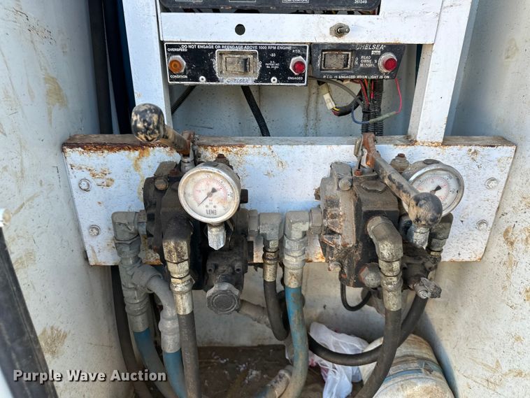 image for item DQ6443 2009 International Workstar 7300 utility / service truck