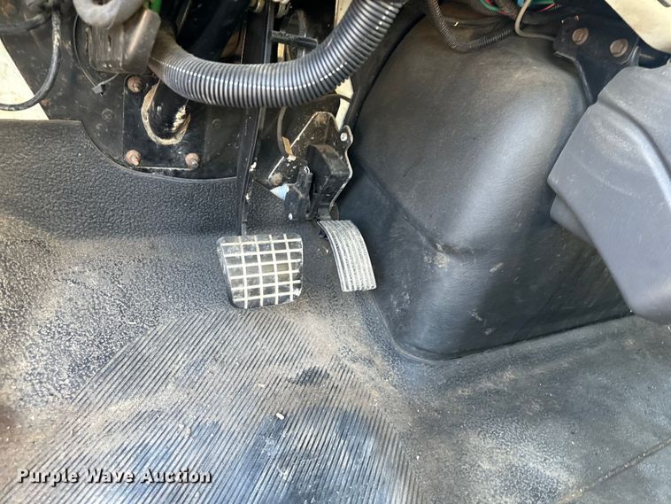 image for item DQ6443 2009 International Workstar 7300 utility / service truck