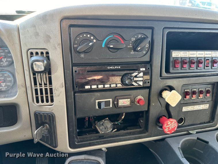 image for item DQ6443 2009 International Workstar 7300 utility / service truck