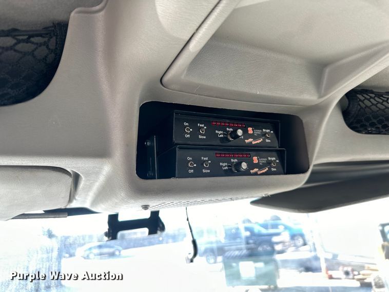 image for item DQ6443 2009 International Workstar 7300 utility / service truck