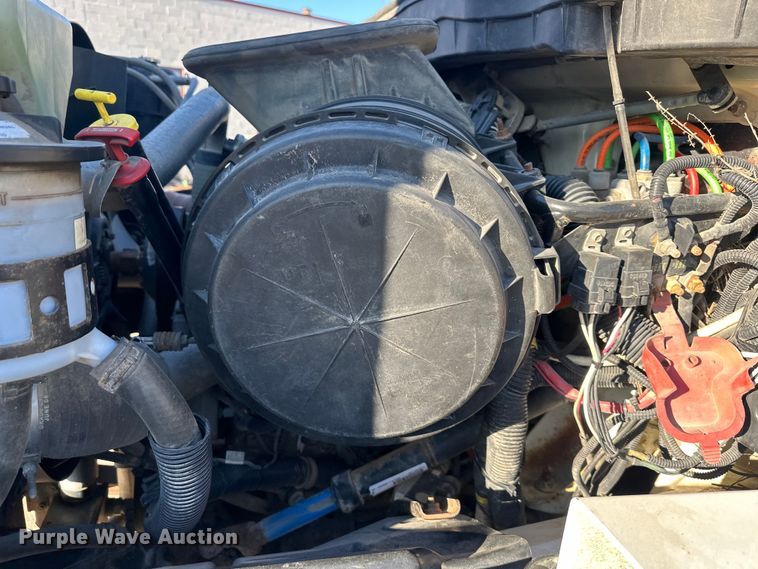 image for item DQ6443 2009 International Workstar 7300 utility / service truck