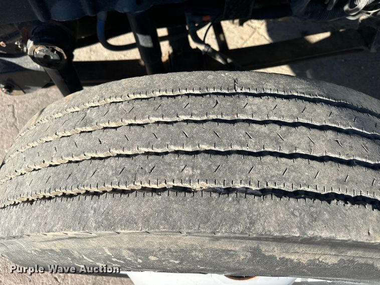 image for item DQ6443 2009 International Workstar 7300 utility / service truck