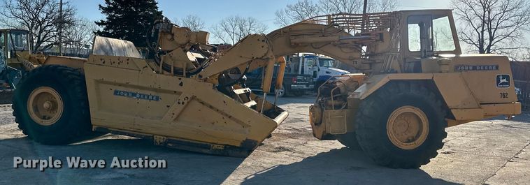 image for item DQ6444 1978 John Deere 762 elevating scraper