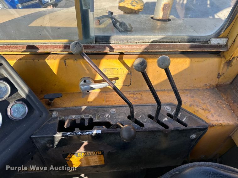 image for item DQ6444 1978 John Deere 762 elevating scraper