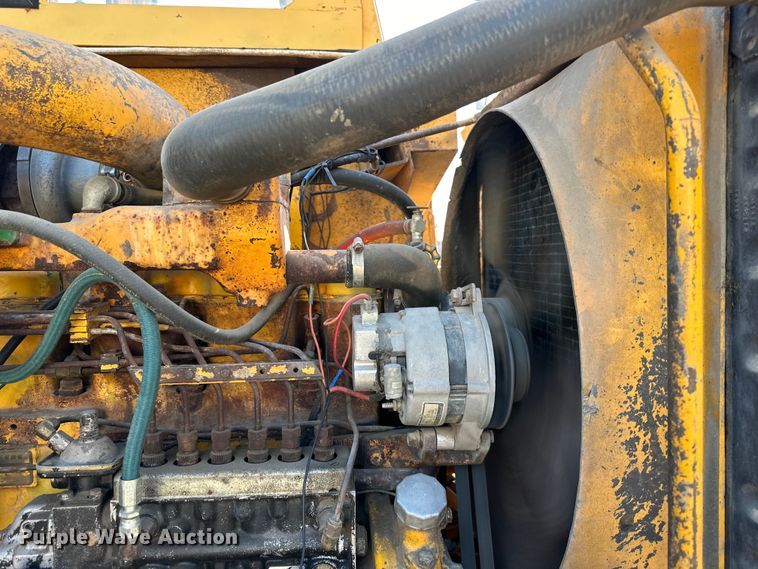 image for item DQ6444 1978 John Deere 762 elevating scraper