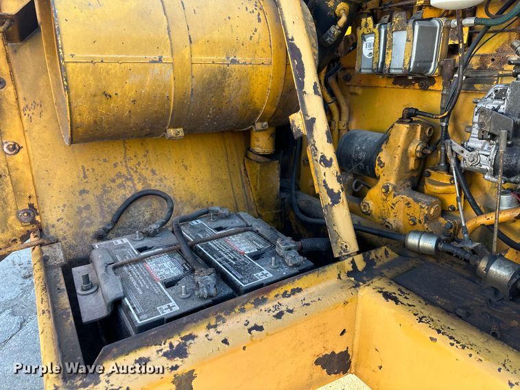 image for item DQ6444 1978 John Deere 762 elevating scraper