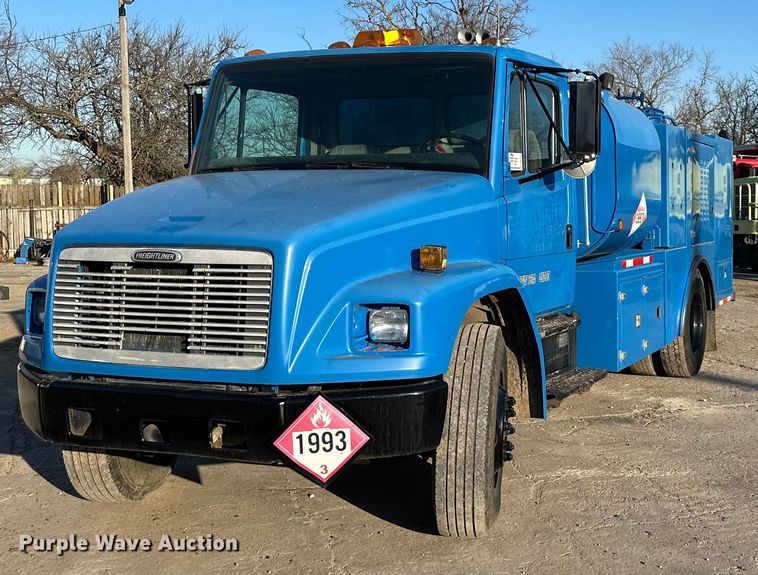 image for item DQ6445 1997 Freightliner FL80 fuel truck