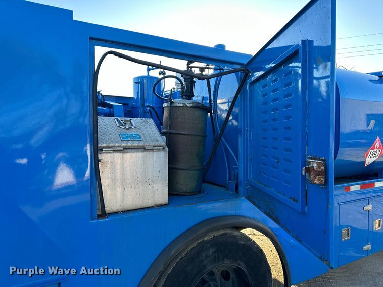 image for item DQ6445 1997 Freightliner FL80 fuel truck