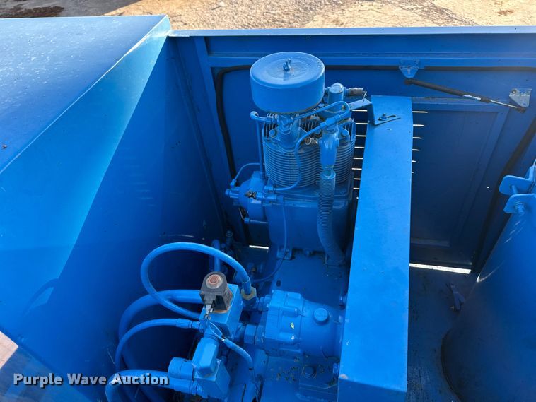 image for item DQ6445 1997 Freightliner FL80 fuel truck