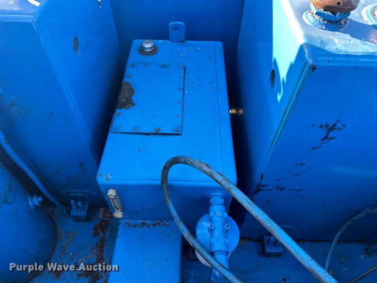 image for item DQ6445 1997 Freightliner FL80 fuel truck