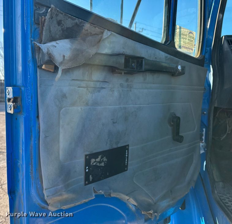 image for item DQ6445 1997 Freightliner FL80 fuel truck