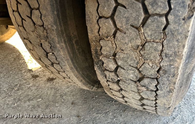 image for item DQ6445 1997 Freightliner FL80 fuel truck