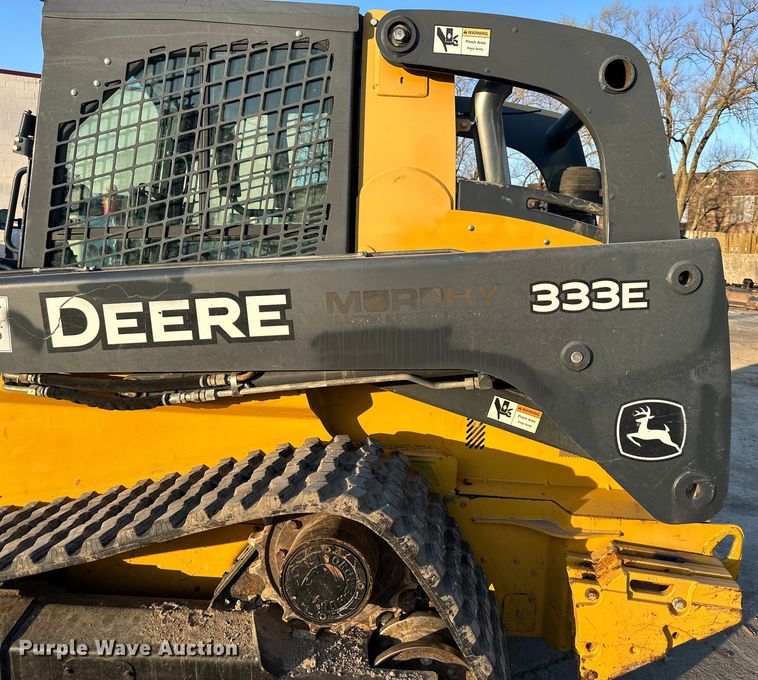 image for item DQ6447 2015 John Deere 333E tracked skid steer loader