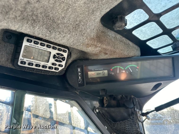 image for item DQ6447 2015 John Deere 333E tracked skid steer loader