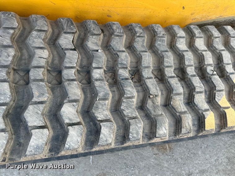 image for item DQ6447 2015 John Deere 333E tracked skid steer loader