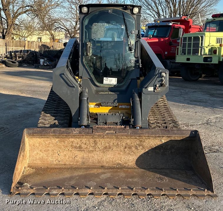 image for item DQ6448 2017 John Deere 333G tracked skid steer loader