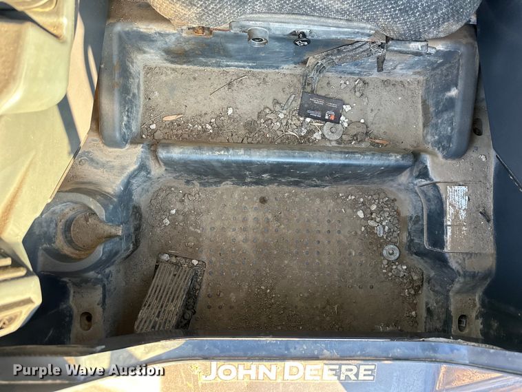 image for item DQ6448 2017 John Deere 333G tracked skid steer loader