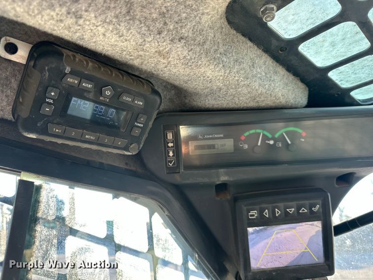 image for item DQ6448 2017 John Deere 333G tracked skid steer loader