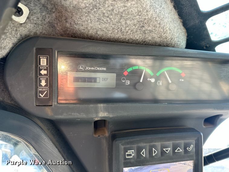 image for item DQ6448 2017 John Deere 333G tracked skid steer loader