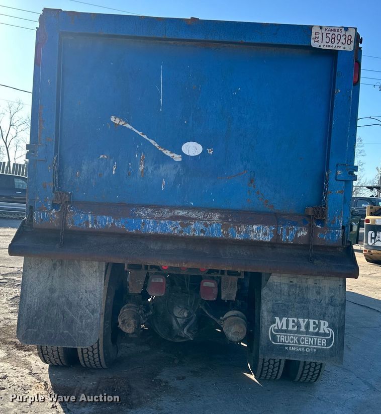 image for item DQ6449 2007 International  5500i dump truck