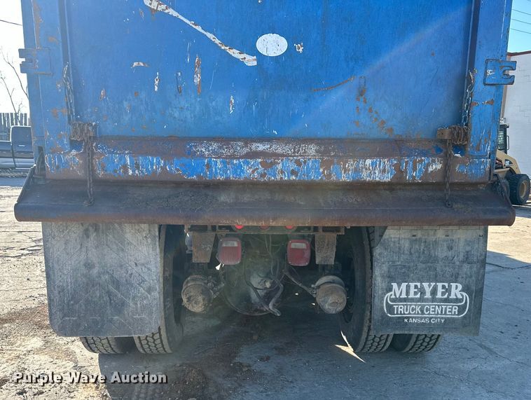 image for item DQ6449 2007 International  5500i dump truck