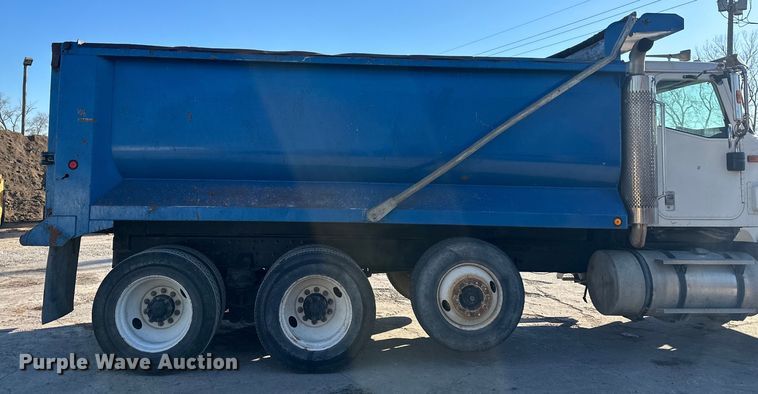 image for item DQ6449 2007 International  5500i dump truck