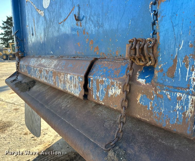 image for item DQ6449 2007 International  5500i dump truck