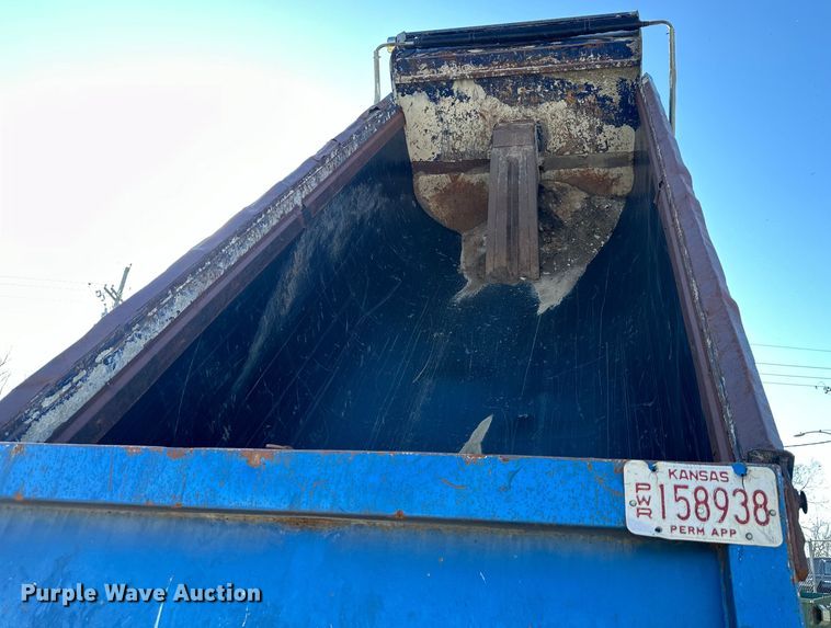 image for item DQ6449 2007 International  5500i dump truck