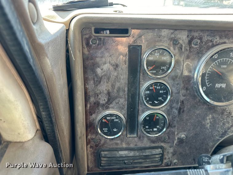 image for item DQ6449 2007 International  5500i dump truck