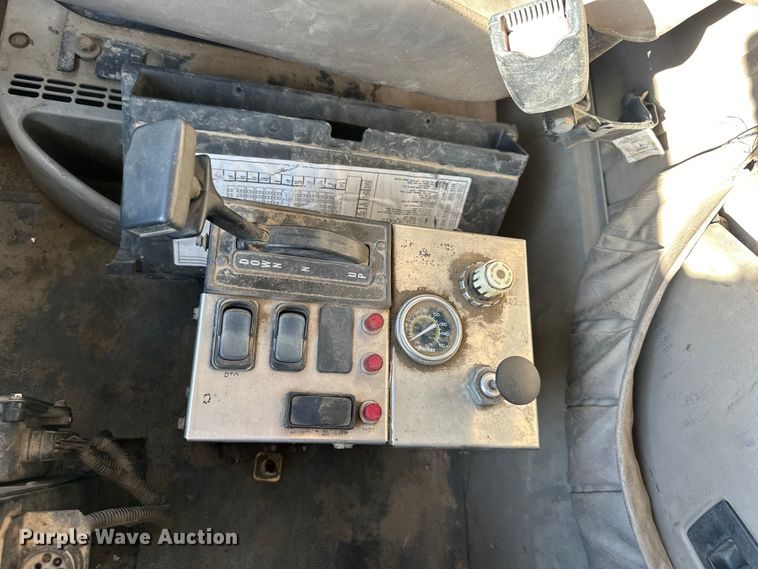 image for item DQ6449 2007 International  5500i dump truck